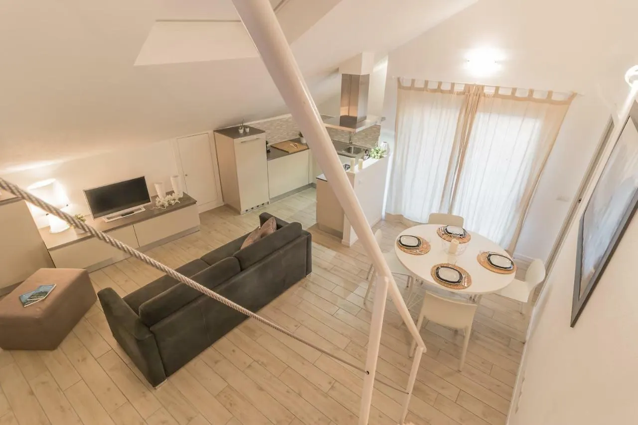 The Sweet Square Flat Apartment Varenna